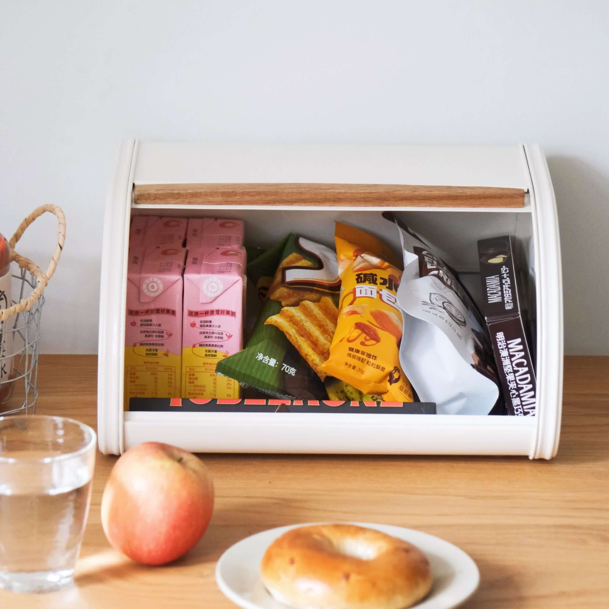 ubenkaku snacks storage box